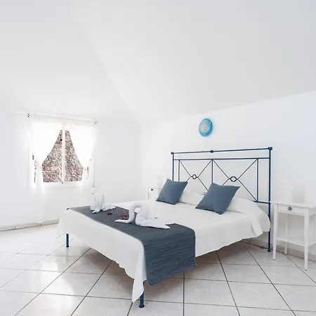 Casa Higo - Private Pool - Ocean View - Bbq - Terrace - Free Wifi - Child & Pet-friendly - 3 Bedrooms - 6 People * ポリス・デ・アボナ